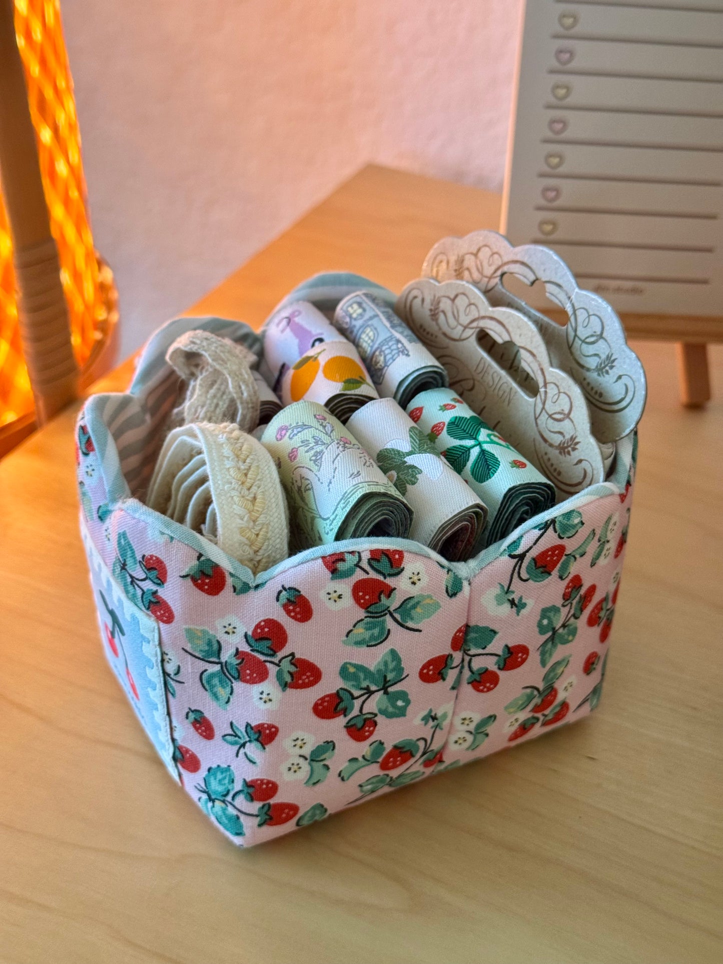 Scalloped Basket